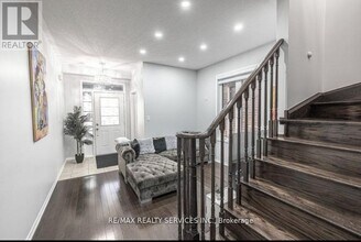 2419 KENTUCKY DERBY Way in Oshawa, ON - Building Photo - Building Photo