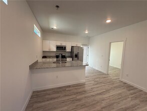 831 States Ave in Bentonville, AR - Building Photo - Building Photo