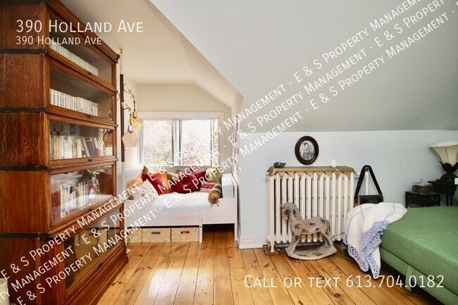 390 Holland Ave in Ottawa, ON - Building Photo - Building Photo