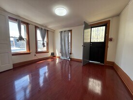 5323 Catharine St in Philadelphia, PA - Building Photo