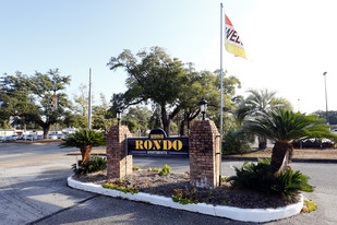 Rondo Apartments