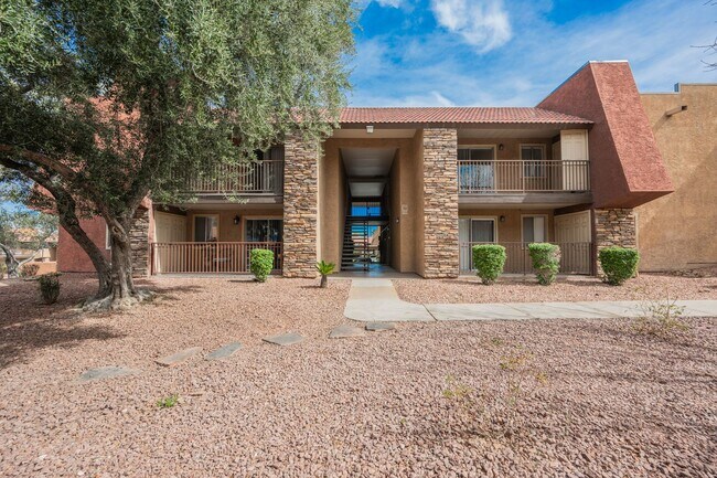 4921 Indian River Dr in Las Vegas, NV - Building Photo - Building Photo