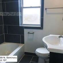 2909 N Seminary Ave, Unit A in Chicago, IL - Building Photo - Building Photo