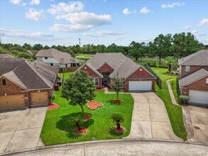 2758 Laguna Pointe Dr in Pearland, TX - Building Photo - Building Photo