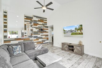 8467 Dynasty Dr in Boca Raton, FL - Building Photo - Building Photo