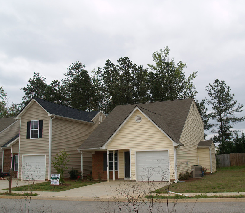 277 Lossie Ln in Mcdonough, GA - Building Photo