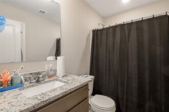 106 Rudder Wy in Huntsville, TX - Building Photo - Building Photo