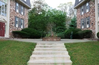 Arlington Pointe Apartments in Greenville, NC - Building Photo - Building Photo