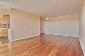 9060 PALISADE Ave in North Bergen, NJ - Building Photo - Building Photo
