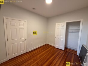 202 Maverick St, Unit 2R in Boston, MA - Foto de edificio - Building Photo