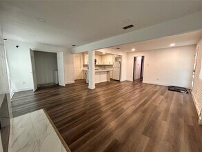 2707 El Capitan Dr in Dallas, TX - Building Photo - Building Photo