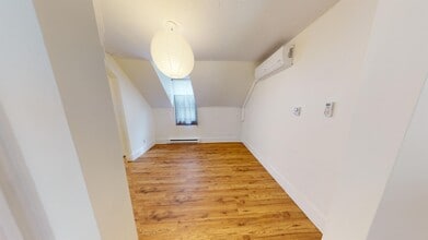 409 Robinson St in Moncton, NB - Building Photo - Building Photo