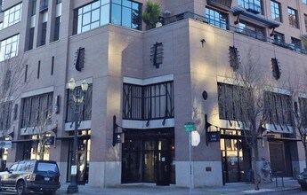 The Elizabeth in Portland, OR - Building Photo - Building Photo