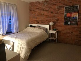 95 Gainsborough St, Unit 402 in Boston, MA - Building Photo