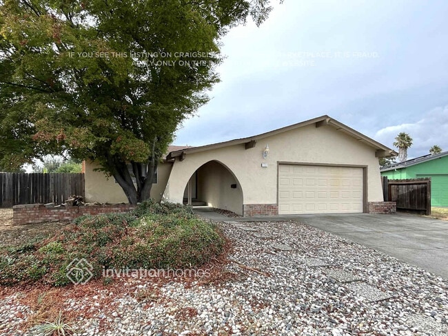 1127 Cormorant Pl in Fairfield, CA - Foto de edificio - Building Photo