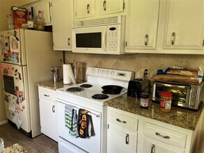 12214 Forsythe Dr in Austin, TX - Building Photo - Building Photo