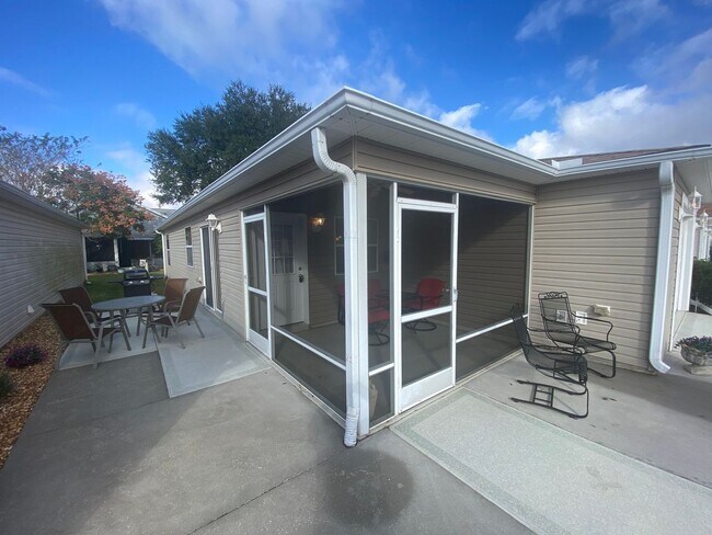 1686 Whitmire Terrace in the Villages, FL - Building Photo - Building Photo