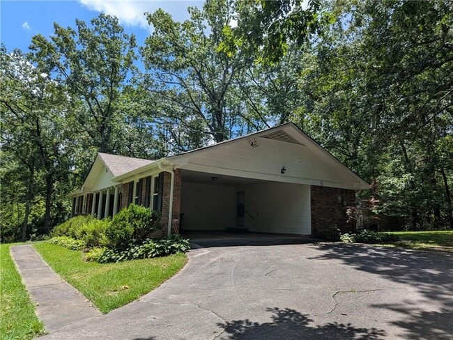4344 Old Suwanee Rd in Buford, GA - Building Photo - Building Photo