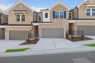 186 Redbud Rd in Canton, GA - Building Photo