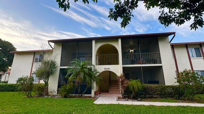 property at 4988 Sable Pine Cir