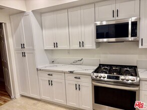 5340 Wilkinson Ave in Los Angeles, CA - Building Photo - Building Photo