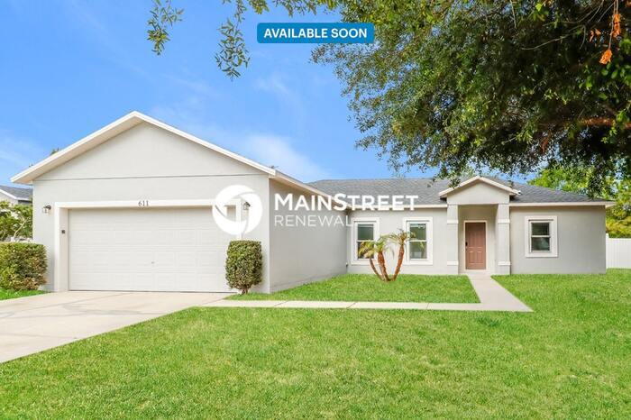 611 Maricopa Dr in Kissimmee, FL - Building Photo
