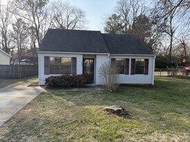 13928 Hurstland Dr SW in Huntsville, AL - Building Photo