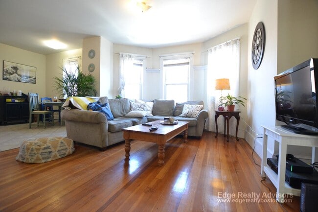 505 Washington St, Unit 2 in Boston, MA - Building Photo - Building Photo