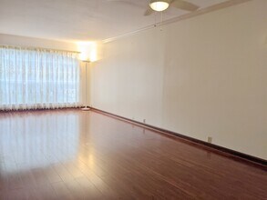 3108 Vossdale Rd in Houston, TX - Foto de edificio - Building Photo