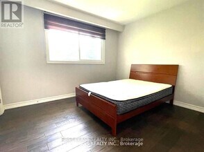 24 Greenyards Dr in Toronto, ON - Building Photo - Building Photo