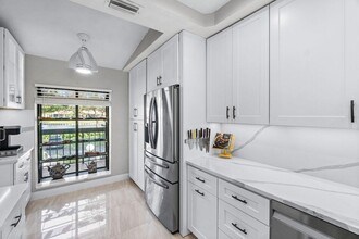 5120 Golfview Ct in Delray Beach, FL - Building Photo - Building Photo