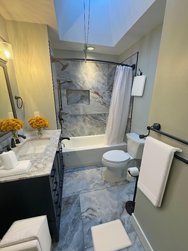 property at 3225 W Allegheny Ave