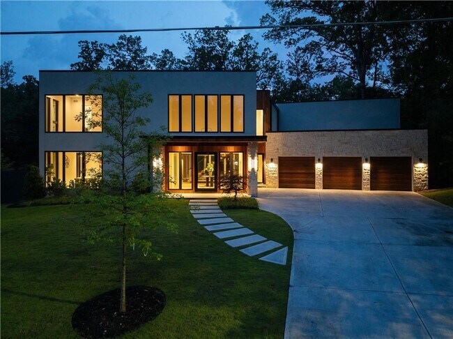 3566 Cantrell Rd NE in Atlanta, GA - Building Photo - Building Photo