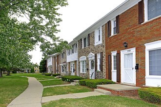 Kings Arms in Sterling Heights, MI - Foto de edificio - Building Photo