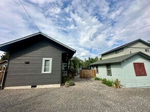 1135 NW Baltimore Ave in Bend, OR - Building Photo - Building Photo