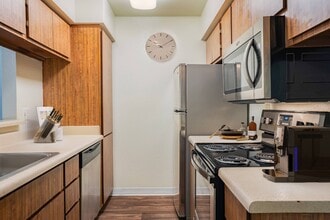 Eagle Point Apartments in Albuquerque, NM - Foto de edificio - Building Photo