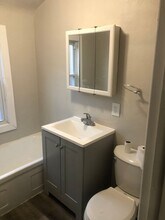 3645 E 146th St in Cleveland, OH - Building Photo - Building Photo