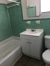 1229 E 55th St in Savannah, GA - Building Photo - Building Photo