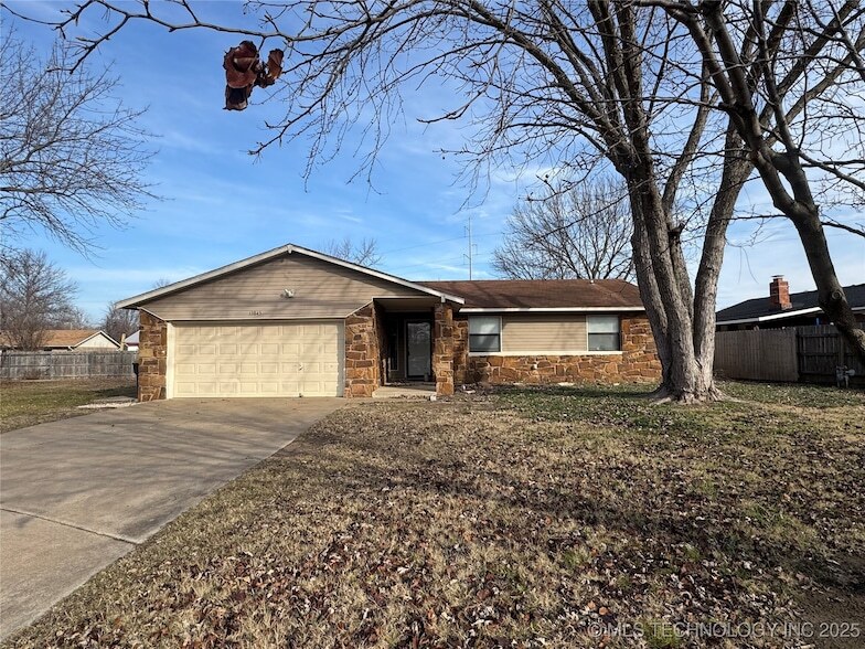 13845 S Glen Pl in Glenpool, OK - Building Photo