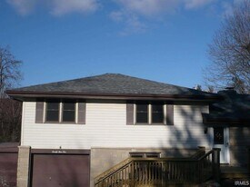 2510 N Fritz Dr in Bloomington, IN - Building Photo