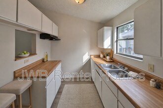 7635 Indian Lakes Dr in Jacksonville, FL - Building Photo - Building Photo