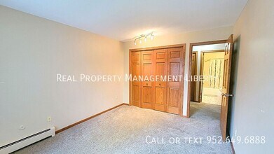 1690 Highway 36 W in St. Paul, MN - Building Photo - Building Photo