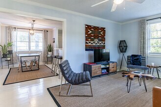 166 Williams St in Beaufort, SC - Foto de edificio - Building Photo