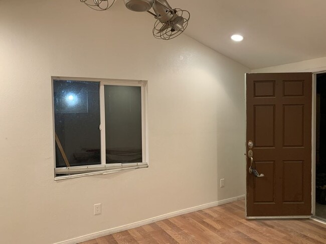 1039 Barston Ave in Covina, CA - Building Photo - Building Photo