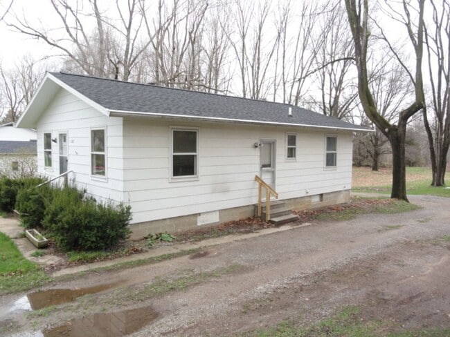 property at 1128 Napoleon Rd