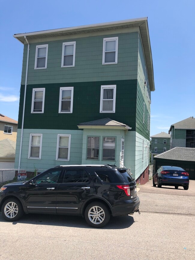 92 Prospect St, Unit 1