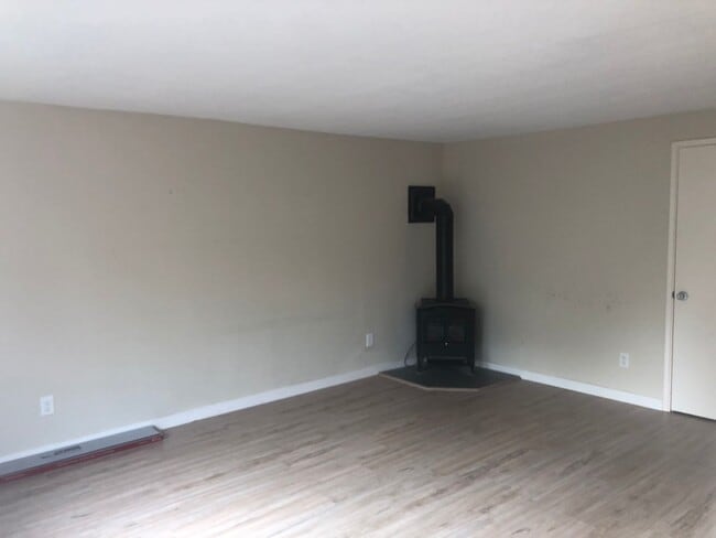 9469-9473-9473 N Saint Louis Ave in Portland, OR - Building Photo - Building Photo