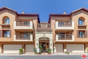 2960 Champion Way in Tustin, CA - Building Photo