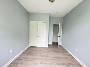 151 Chapman St, Unit 2 in Orange, NJ - Foto de edificio - Building Photo
