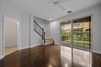 4902 Vine Cliff Way E in Palm Beach Gardens, FL - Building Photo - Building Photo